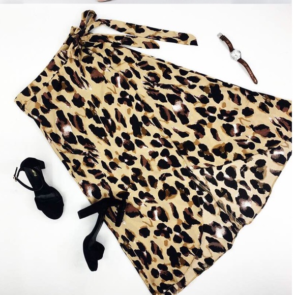 1 Left! Leopard Printed Midi Tie Wrap Around Skirt - Picture 5 of 8